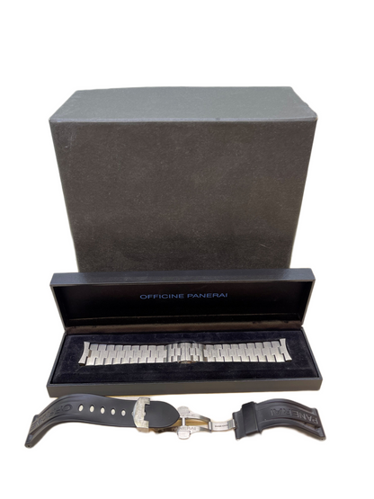 Panerai Luminor Dalight Chronograph 44MM Stainless Steel Black Dial PAM00250