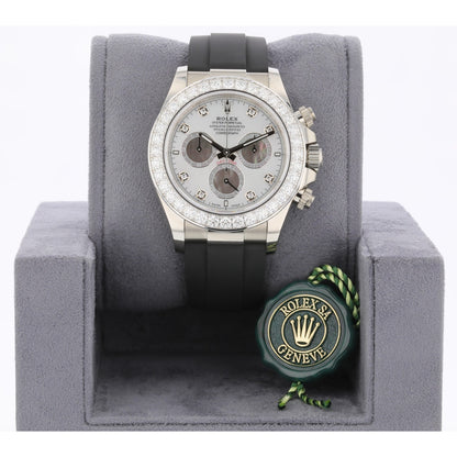 Rolex Daytona 40mm White Gold Diamonds Mother of Pearl 126589rbr