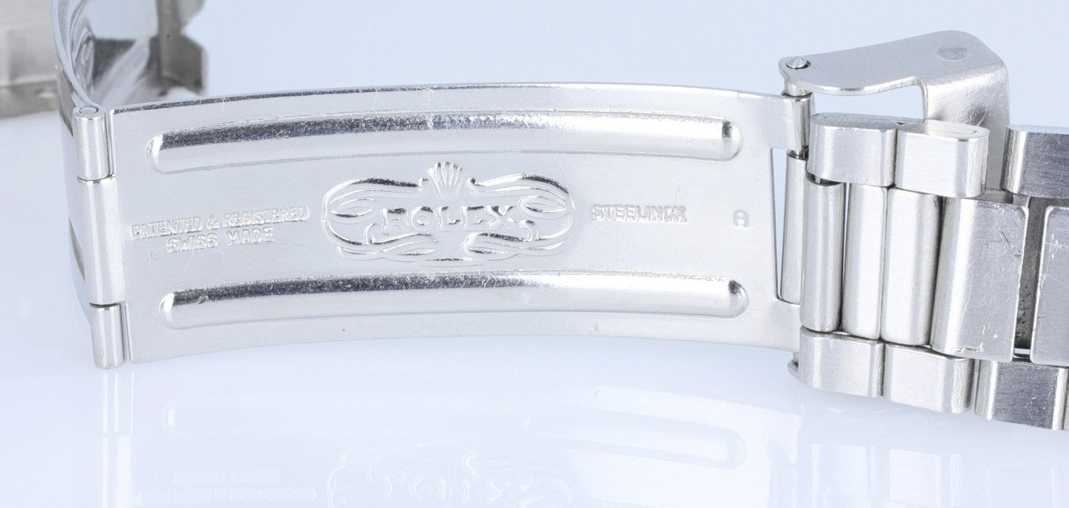 Rolex GMT Master Stainless Steel Blue and Red 'Pepsi' Bezel 1675 - Beverly Hills Watch CompanyRolex GMT Master Stainless Steel Blue and Red 'Pepsi' Bezel 1675 - Beverly Hills Watch Company