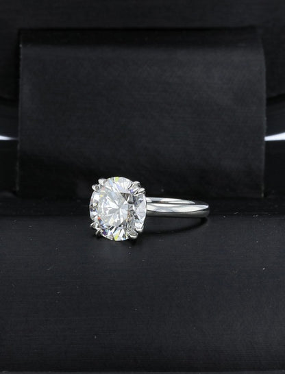 Round Brilliant Cut 6.10ct Diamond G SI2 GIA 2C2L7J - Beverly Hills Watch and Diamond Company