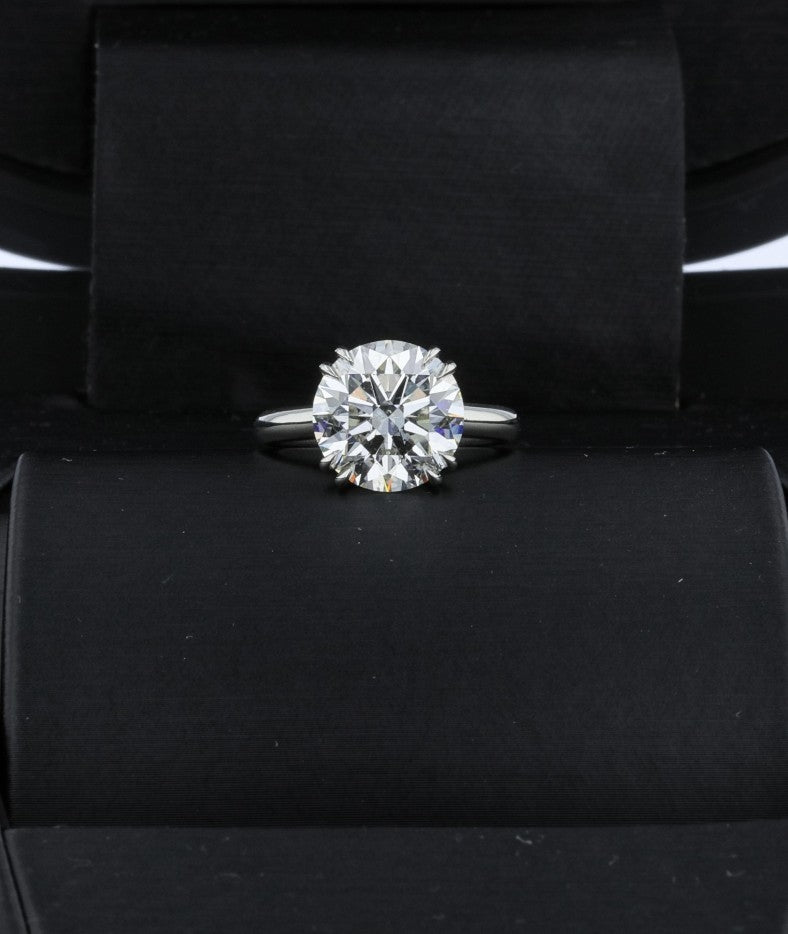 Round Brilliant Cut 6.10ct Diamond G SI2 GIA 2C2L7J - Beverly Hills Watch and Diamond Company