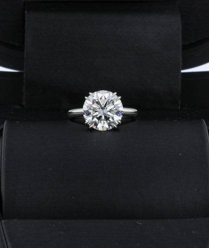 Round Brilliant Cut 6.10ct Diamond G SI2 GIA 2C2L7J - Beverly Hills Watch and Diamond Company
