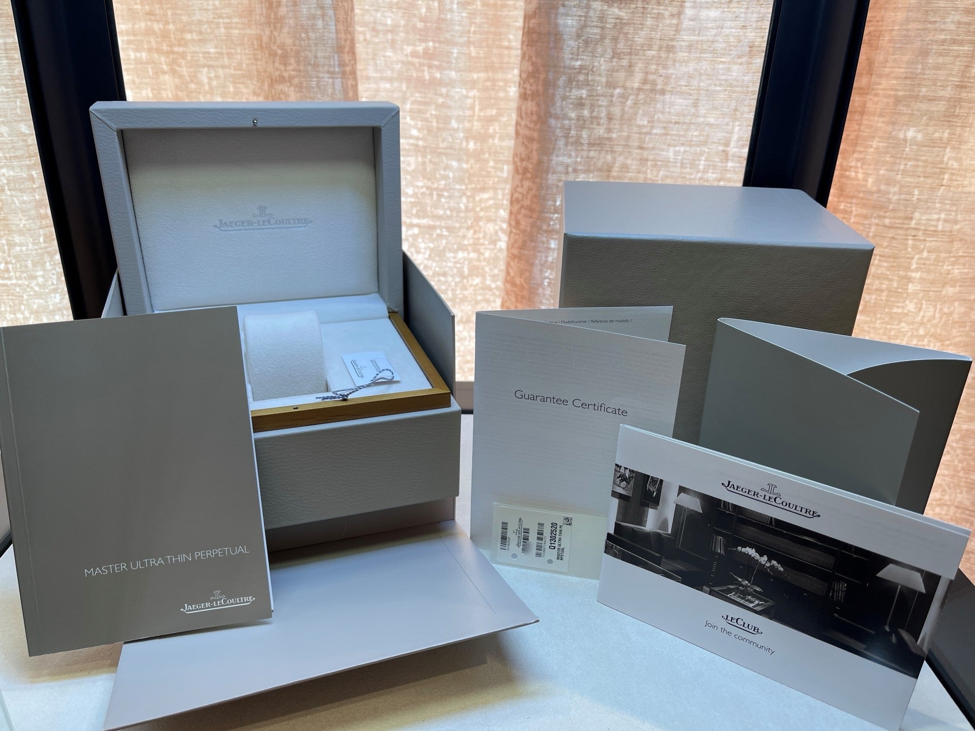Jaeger LeCoultre Master Ultra Thin Perpetual Rose Gold Beige Dial Q1302520 - Beverly Hills Watch Company