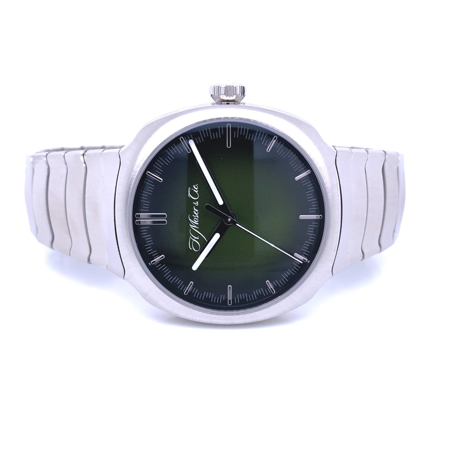 H.Moser & Cie. Streamliner Centre Seconds Matrix Green Fumé 6200-1200 - Beverly Hills Watch Company