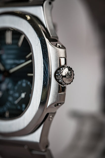 Patek Philippe Nautilus Power Reserve Moon Phases Blue Dial 5712/1a-001