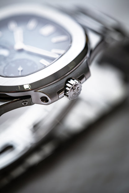 Patek Philippe Nautilus Power Reserve Moon Phases Blue Dial 5712/1a-001