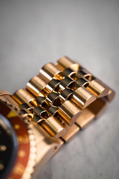 Rolex GMT Master Root Beer Yellow Gold Vintage 16758