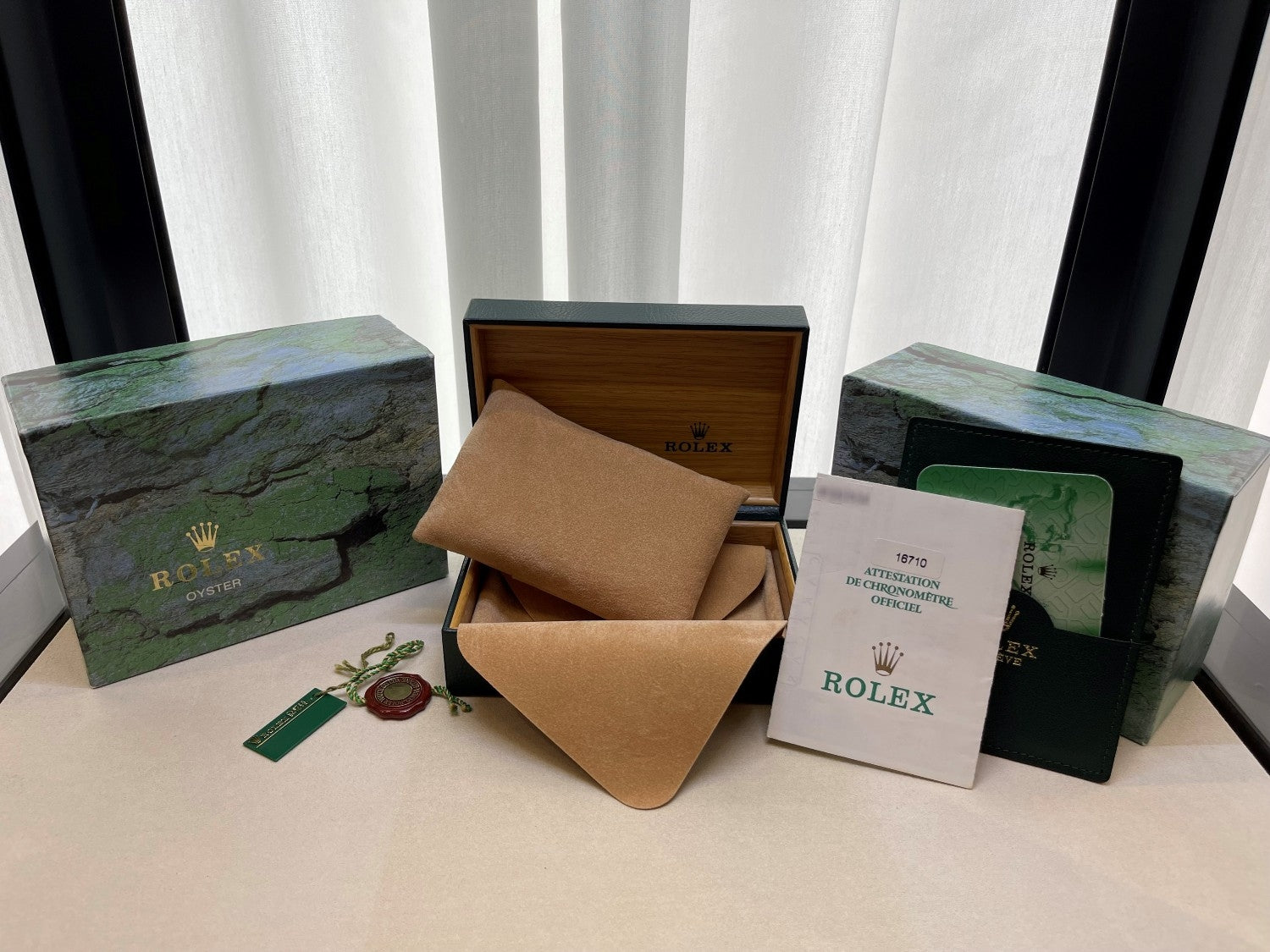 Rolex GMT-Master II 40mm Classic Stainless Steel 16710 - Beverly Hills Watch Company