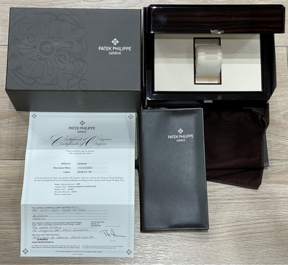 Patek Philippe 40mm Calatrava 40mm Stainless Steel 5212a-001 - Beverly Hills Watch Company