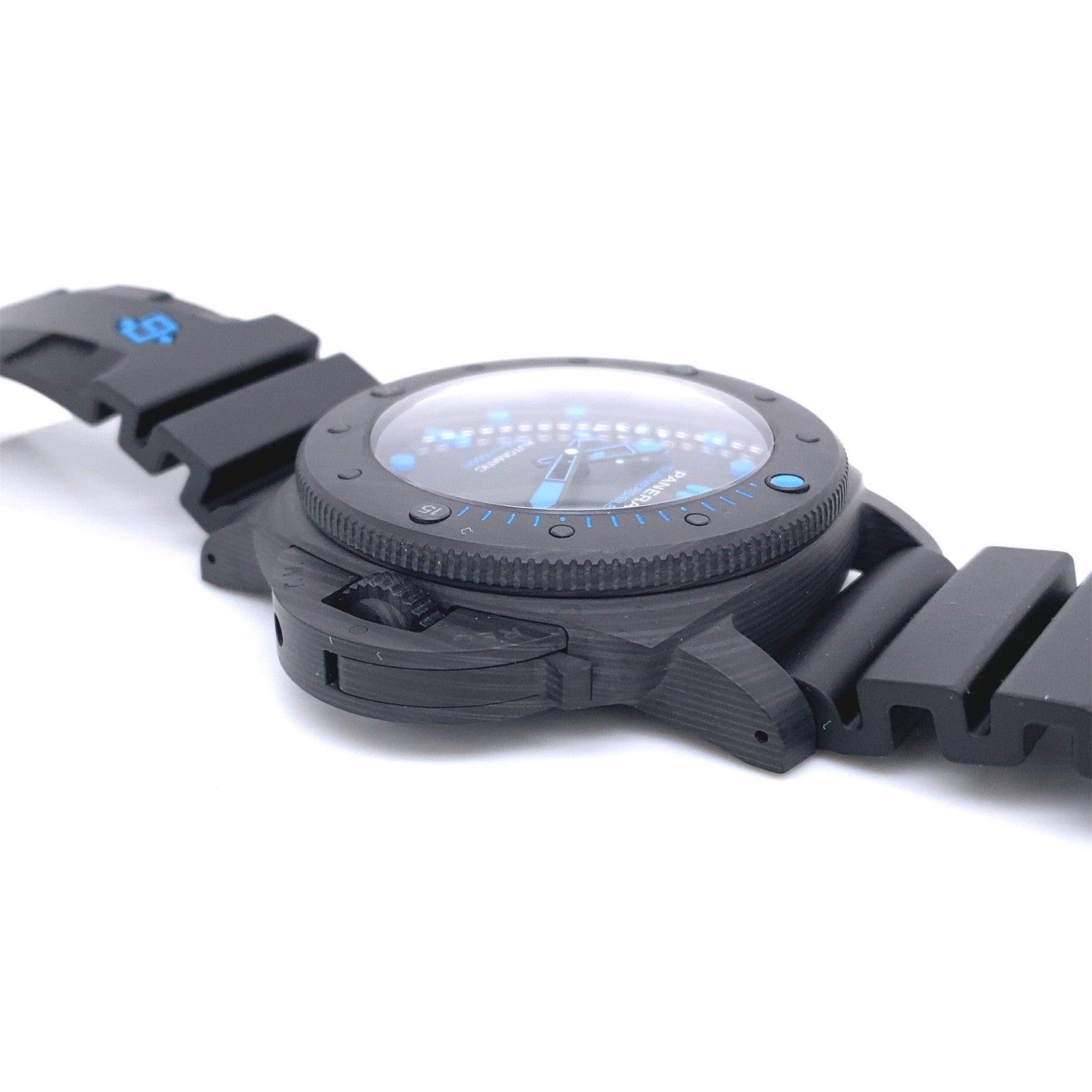 Panerai Submersible 47mm Carbotech PAM01616 - Beverly Hills Watch Company