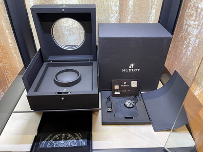 Hublot Classic Fusion 42mm King Gold Diamond Bezel 542.OX.1180.LR.1104