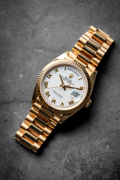 Rolex Day-Date 36mm Yellow Gold President White Dial Gold Roman 128238