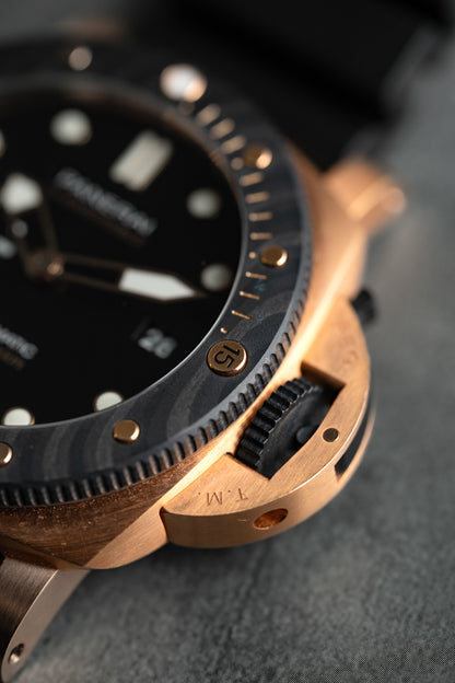 Panerai Luminor Submersible 44mm Goldtech OroCarbo PAM01070