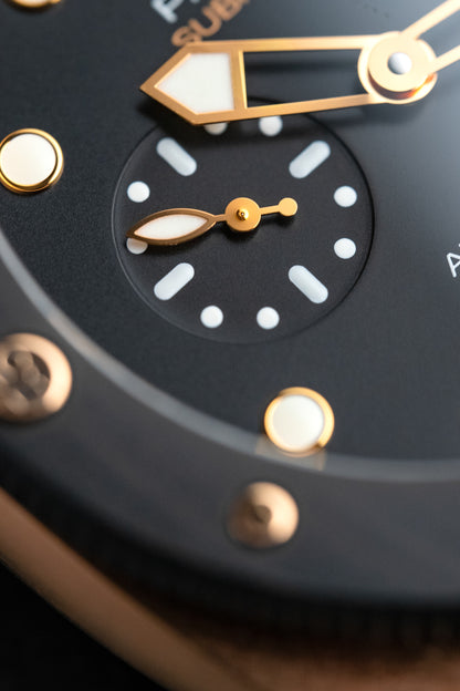 Panerai Luminor Submersible 44mm Goldtech OroCarbo PAM01070