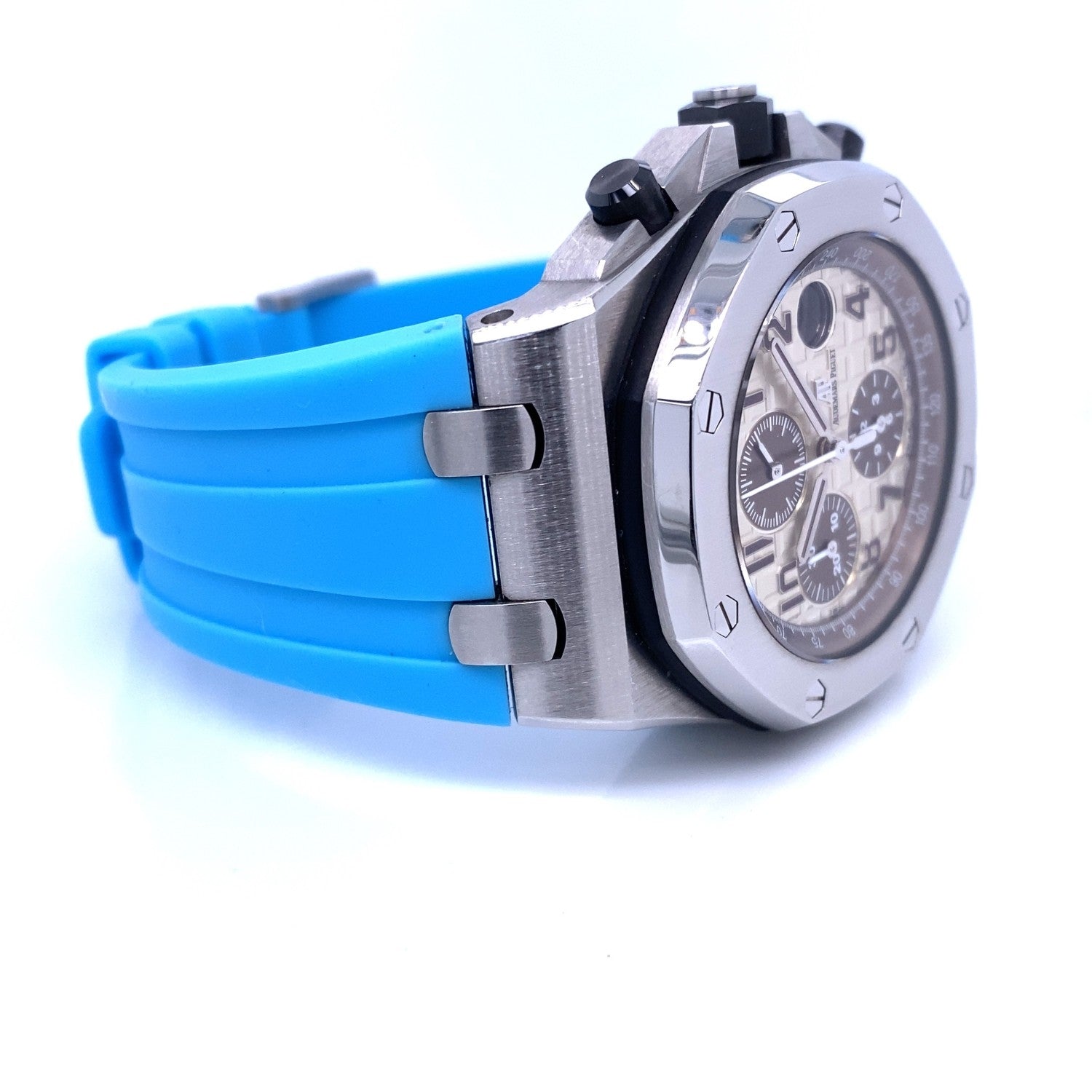 Audemars Piguet Royal Oak Offshore 42MM Safari 26470ST.OO.A801CR