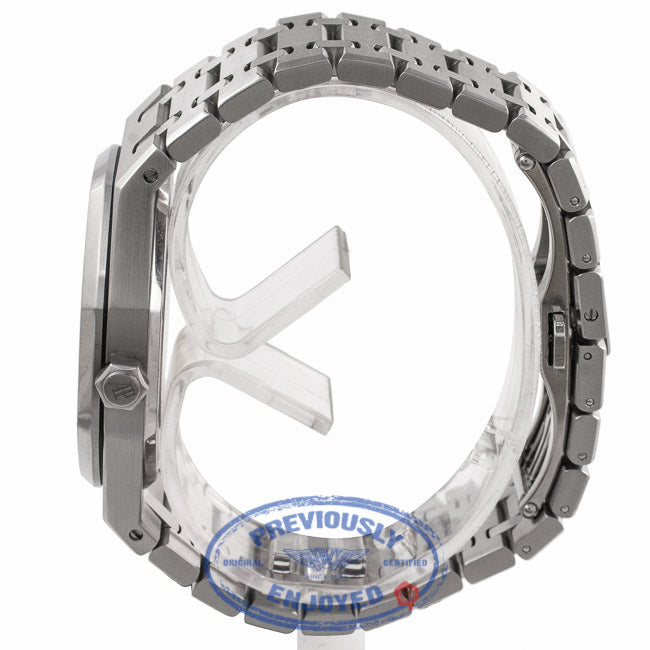 Audemars Piguet Royal Oak Stainless Steel Gents 36MM Silver Dial 15202ST.OO.0944ST.01 5HZ79J - Beverly Hills Watch Company Watch Store