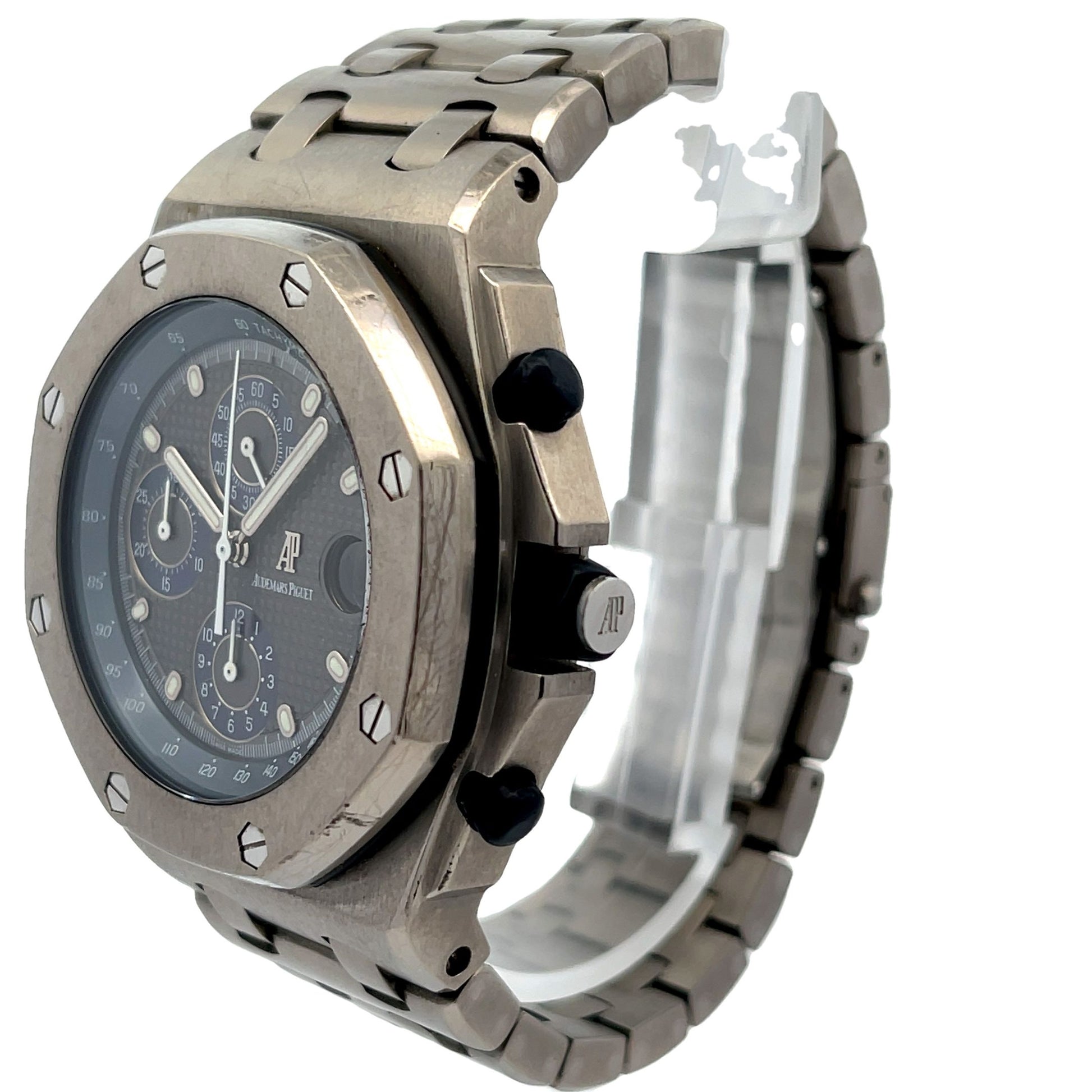 Audemars Piguet Royal Oak Offshore 42mm Titanium 25721TI.OO.1000TI.01 - Beverly Hills Watch Company