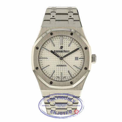 Audemars Piguet Royal Oak 41MM Stainless Steel Silver Dial 15400ST.OO.1220ST.02 RREVH8