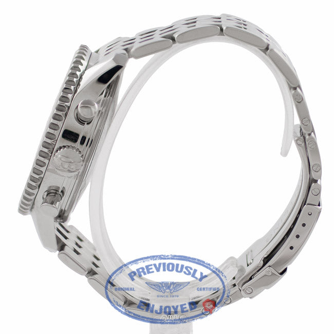 Breitling Navitimer World Stainless Steel Silver Dial A2432212/G571 Q4AUXU - Beverly Hills Watch Company Watch Store
