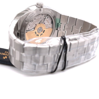 Vacheron Constantin Overseas 41mm Stainless Steel 4500V/110A-B126 - Beverly Hills Watch Company
