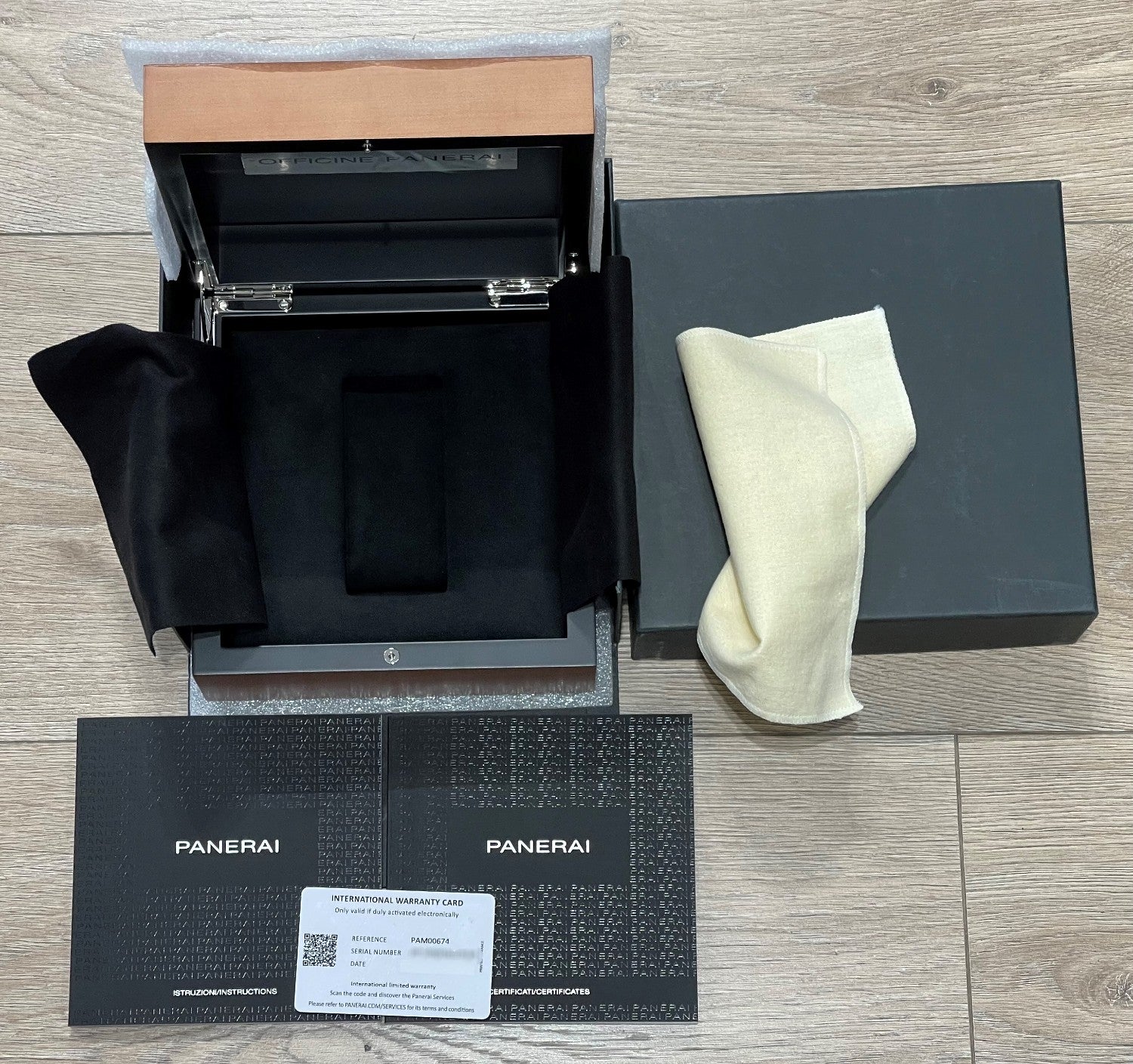 Panerai Luminor Due 45mm Stainless Steel Black PAM 00674 - Beverly Hills Watch Company