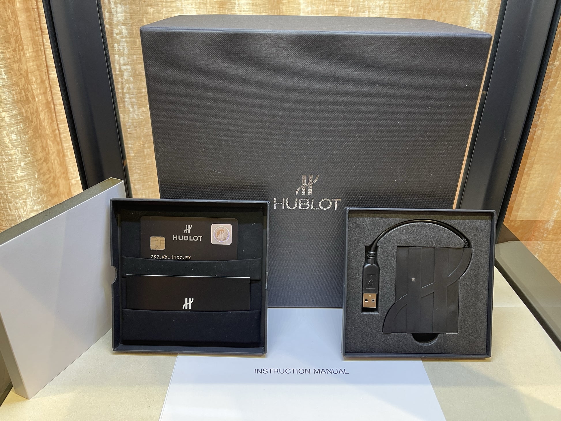 Hublot King Power Oceanographic 1000 48mm 732.nx.1127.rx - Beverly Hills Watch Company