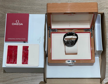 Omega Speedmaster Moonwatch Professional 42mm 31032425001002 - Beverly Hills Watch Company