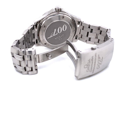Omega Seamaster 300m 007 Casino Royale 2226.80 - Beverly Hills Watch Company