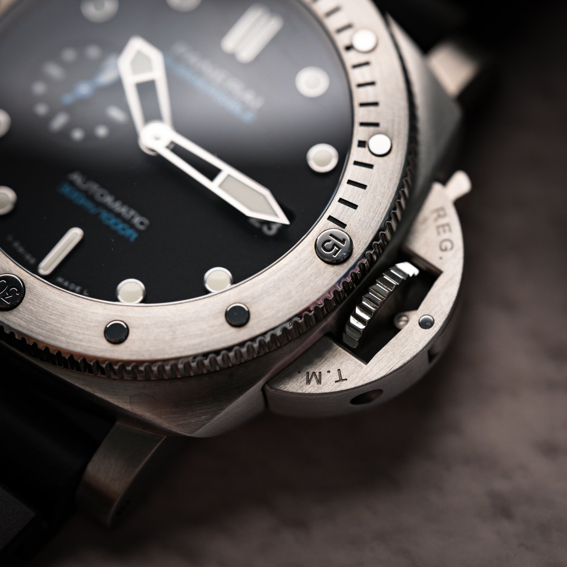 Panerai Submersible Quaranta Quattro PAM01229 - Beverly Hills Watch Company