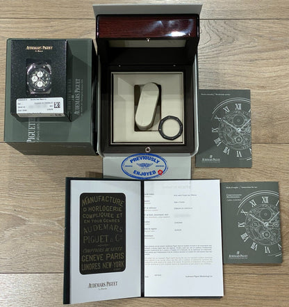 Audemars Piguet Royal Oak 42mm Offshore Rubberclad Stainless Steel 25940SK.OO.D002CA.01.A QPJK14 - Beverly Hills Watch Company