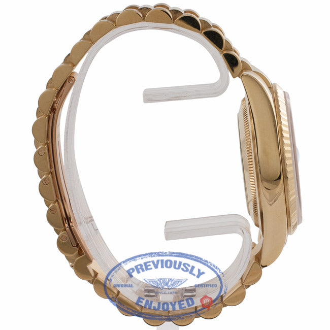 Rolex Day-Date Oyster 36mm 18k Yellow Gold Fluted Bezel White Mother of Pearl Diamond Dial 118208 0Y0FH