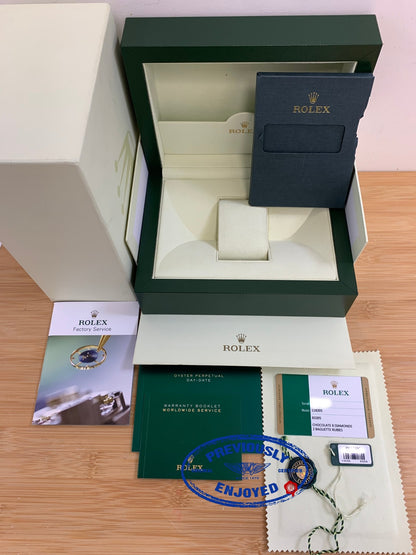 Rolex 36MM Day-Date President Everose Champagne Rose Roman Dial 118205 35E0AM - Beverly Hills Watch Company