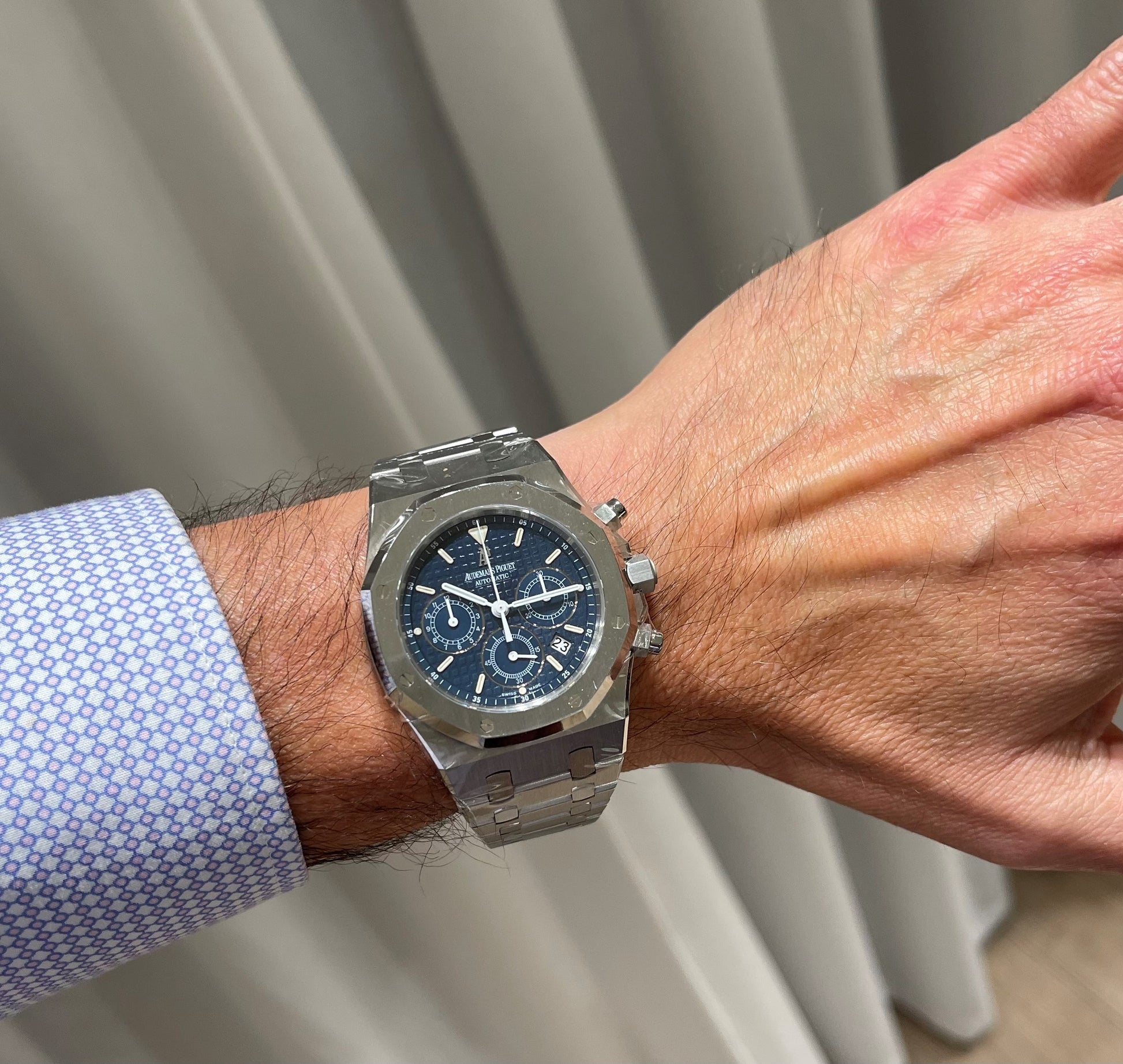 Audemars Piguet Royal Oak Chronograph 39MM Stainless Steel Blue Dial 25860ST.OO.1110ST.04 - Beverly Hills Watch Company