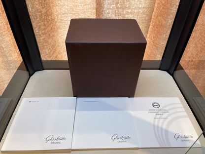 Senator Excellence Red Gold 40mm 1-36-01-02-05-30 - Beverly Hills Watch Company