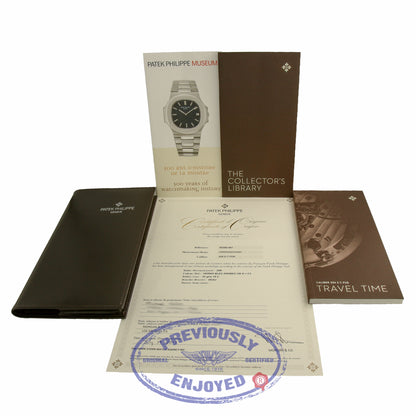 Patek Philippe 42mm Calatrava Pilot Travel Time Blue Dial Automatic 5524G-001 TXCD4L - Beverly Hills Watch Company