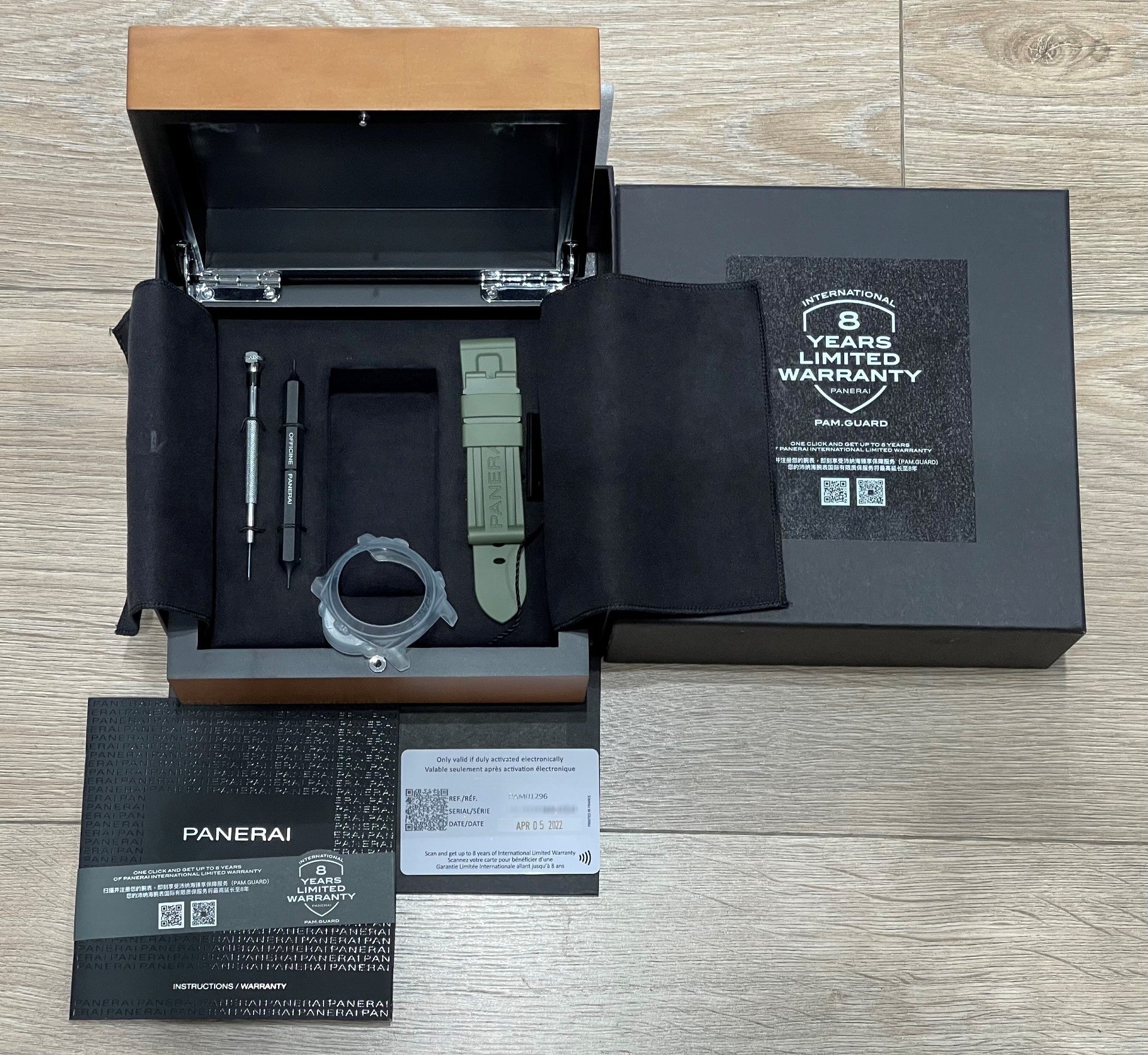 Panerai Luminor Chrono Flyback 44mm Verde Militare PAM01296 - Beverly Hills Watch Company