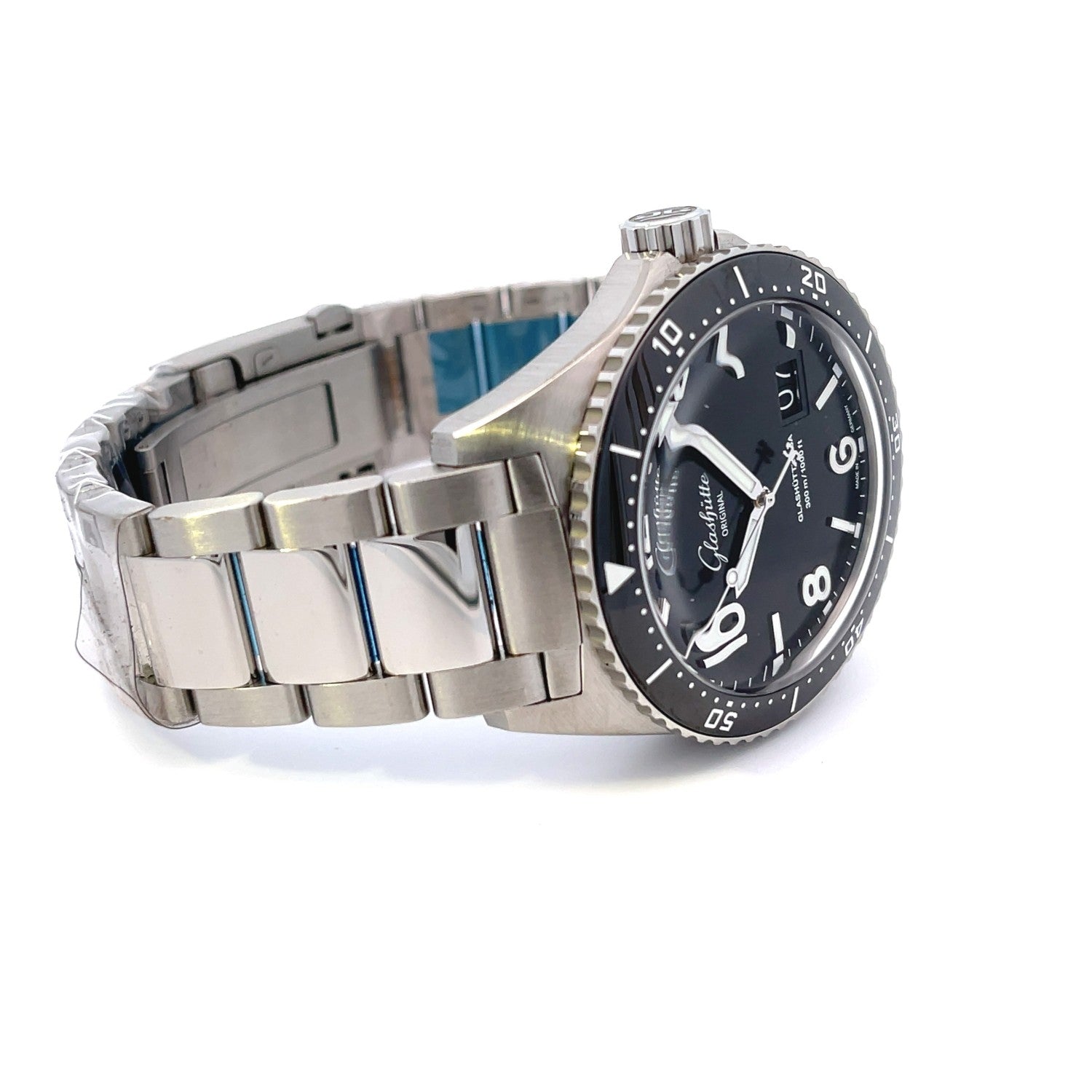 Glashutte SeaQ Panorama Date Stainless Steel 1-36-13-01-80-70 - Beverly Hills Watch Company