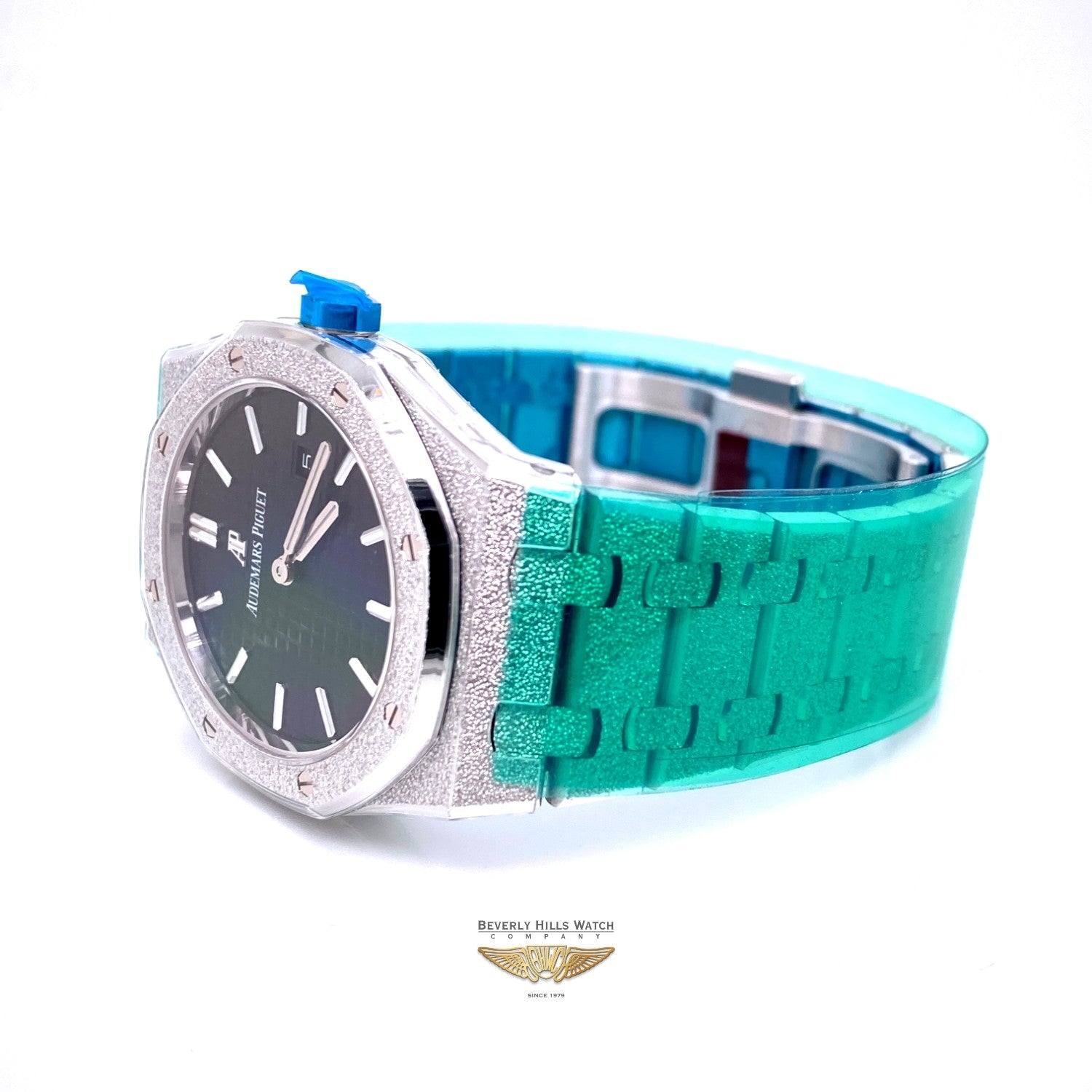 Audemars Piguet 33mm Royal Oak Frosted White Gold Ladies Quartz Black Dial 67653BC.GG.1263BC.02 - Beverly Hills Watch