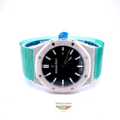 Audemars Piguet 33mm Royal Oak Frosted White Gold Ladies Quartz Black Dial 67653BC.GG.1263BC.02 - Beverly Hills Watch