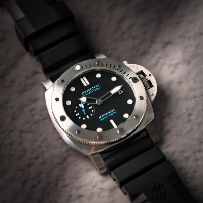Panerai Submersible Quaranta Quattro PAM01229 - Beverly Hills Watch Company